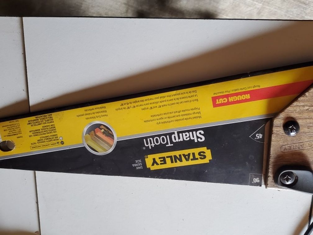 Stanley ROUGH CUT SAW new