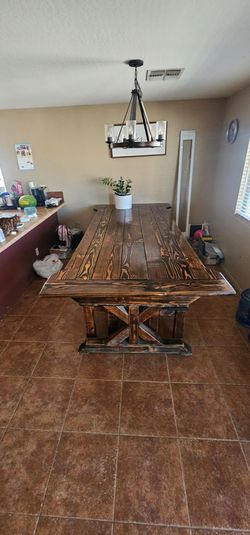 Kitchen table custom made