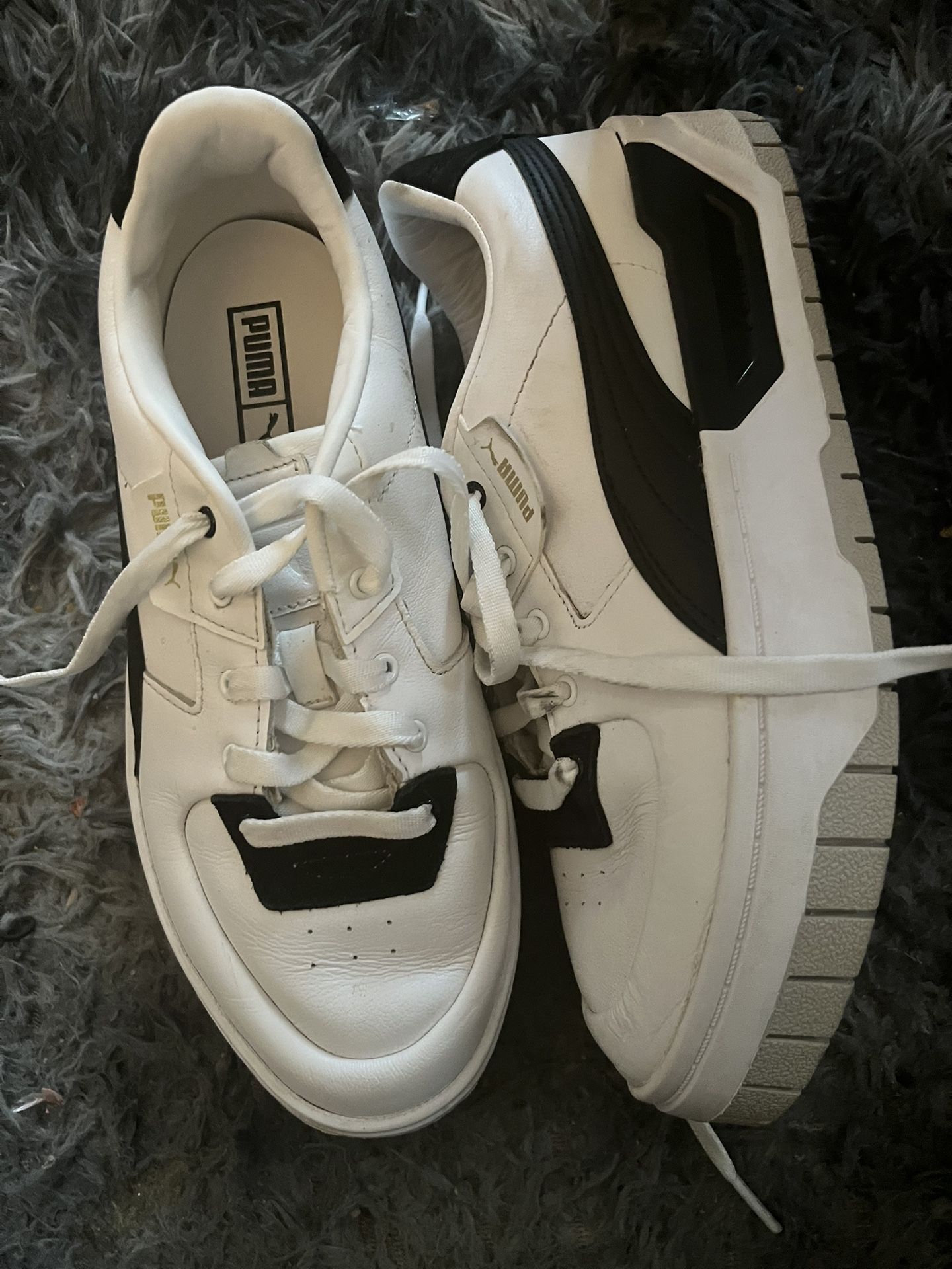 Women Puma Shoes Size 9