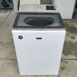 Maytag XL Washer with Warranty 