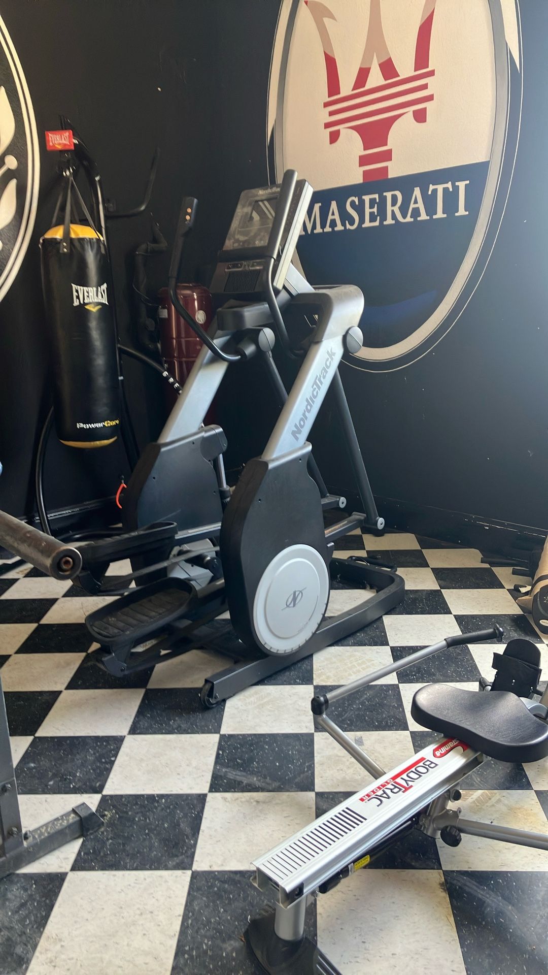 Nordic track Exercise Machine