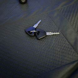 Plug and play key ignition