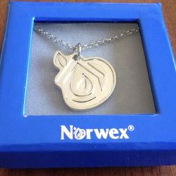 Norwex Consultant Necklace New Never Worn
