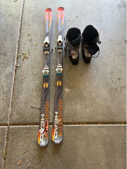 Skis - head intelligence with boots