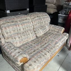 **FREE** Loveseat