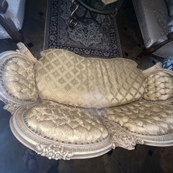Victorian Style Love Seat