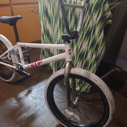 20inch Dk Bike Rebuild Pro Bike Ready To Go No Brakes No Trades Please 
