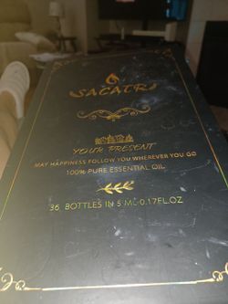 36 essential oils, new, but 2 fragrance missing from box