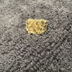 Gold nugget ring