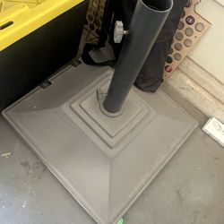 Umbrella stand/weight 