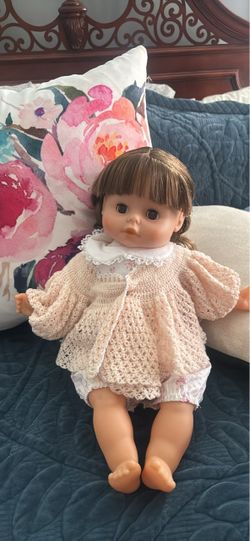 Vintage baby Doll *must have
