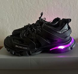 Balenciaga tracks led