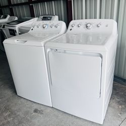 Washer And Dryer Extra Large Capacity In Working Condition 