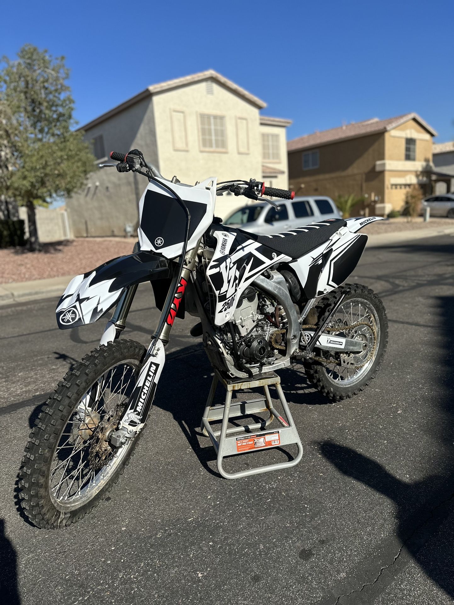 09 YZ250F Dirt Bike