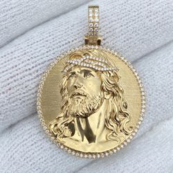 14k Jesus Pendant With VS Diamonds