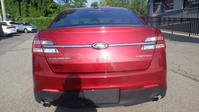 2018 Ford Taurus