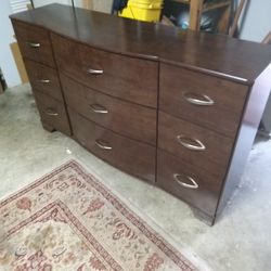 9 drawer dresser