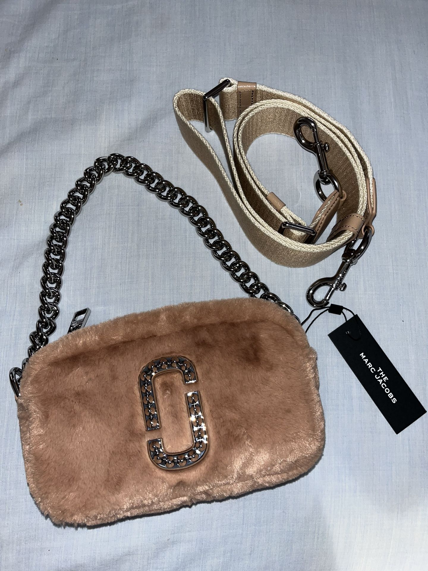 Marc Jacobs The Soft Pink Push Snapshot Crossbody Bag
