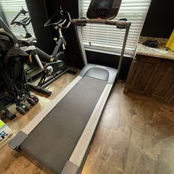 Treadmill 