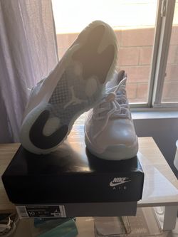 Jordan 11 Retro Low Legend Blue