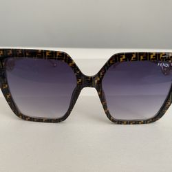 Sunglasses Bundle for Lizbeth