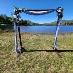 Wedding Arch & Arch Decor