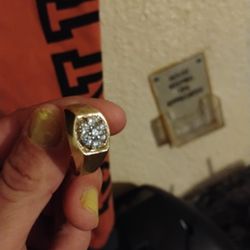 Custom Mens Gold+Diamond Ring. 