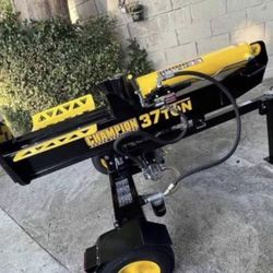 Champion Power Equipment 37 Ton 338cc Gas Powered Log Splitter with Vertical/Horizontal Operation an