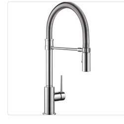 Delta Trinsic Single Handle Pull Down Sprayer Kitchen Faucet with Spring Spout in Chrome