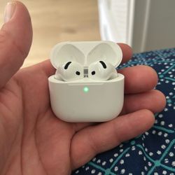 Air Pod 4 Noise Canceling 