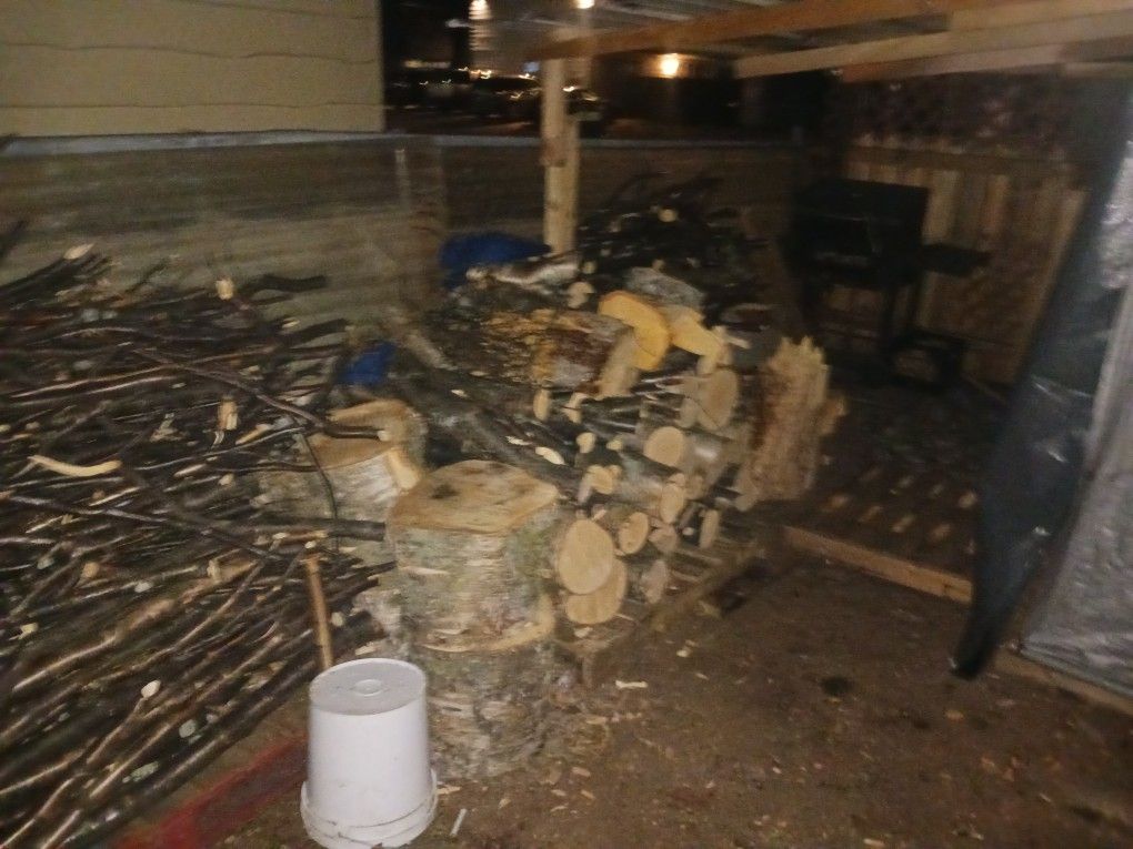 Fire Wood Fo Sale