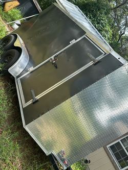 ENCLOSED TRAILER 2 AXLE GOOD TIRES 16X6X6