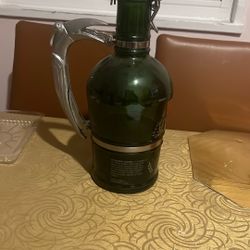Rare 2 L Growler