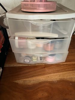 Nail tips /  acrylics