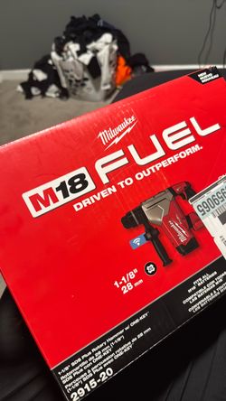 M18 Milwaukee Rotary Hammer