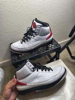 Jordan 2s size 9.5 mens