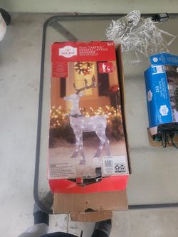 Flat Tastics Crystal Lattice Reindeers