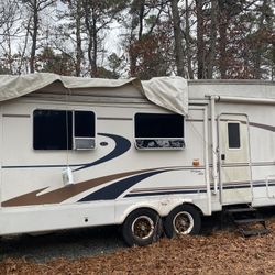 Designer by Jayco Fifth Wheel Camper 