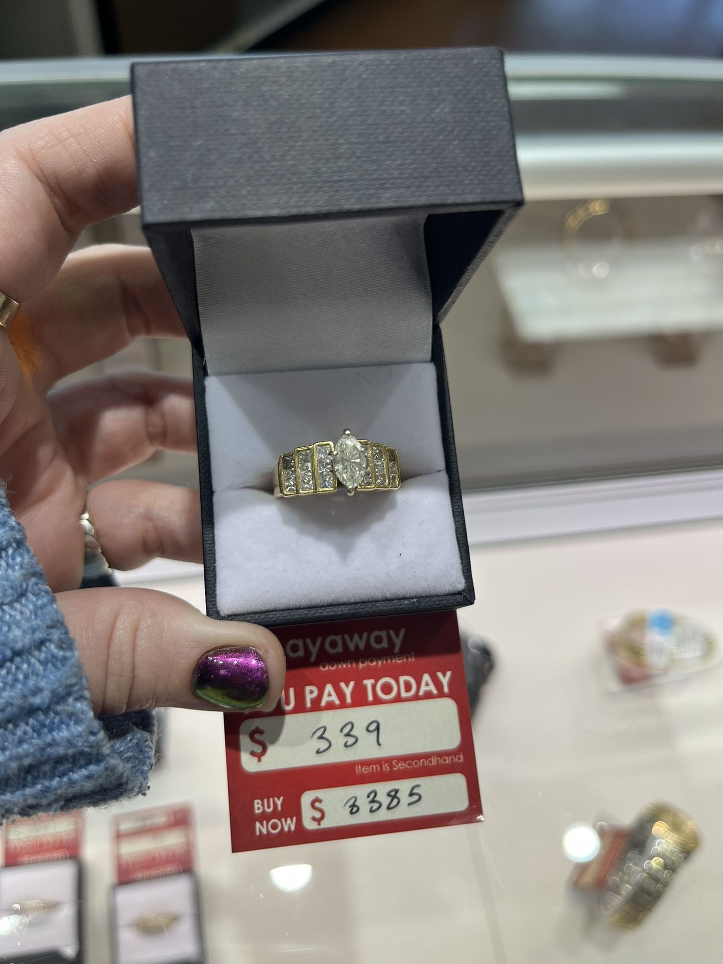 18k Solitaire/Cluster Ring 