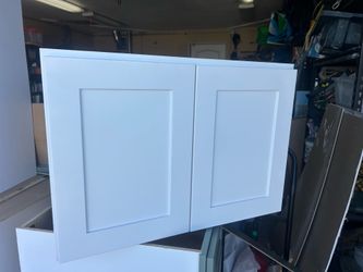 Stove fridge upper cabinet white shaker style