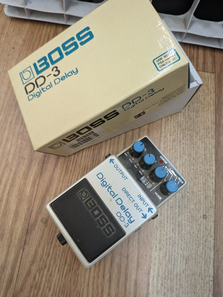 BOSS DD-3 Digital Delay