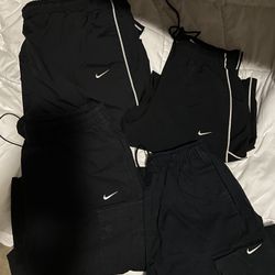 VINTAGE NIKE PANTS 