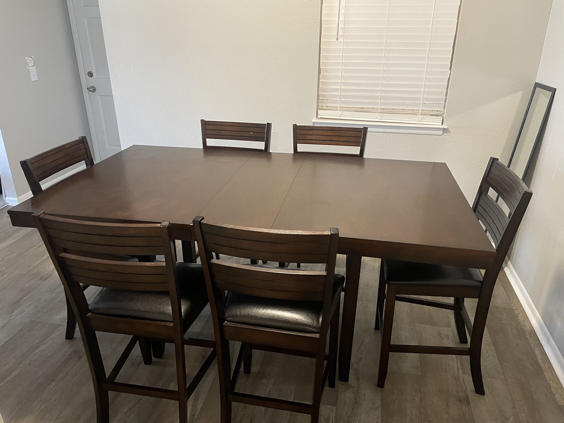 Dining Table with 6 Chairs