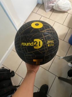 Round 21 Toronto design basketball