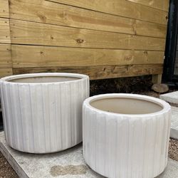 Plant pots
