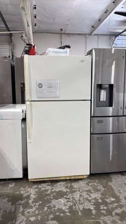 Whirlpool top freezer refrigerator