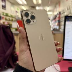 iPhone 11 PRO 256GB UNLOCKED✔️