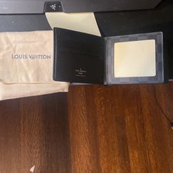 Louis Vuitton Wallet, New! 