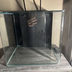 10 Gallon Glow Fish Tank 