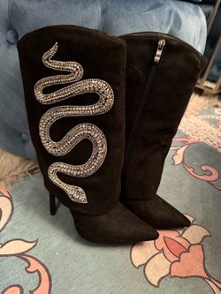 Azalea Wang Snake Boots